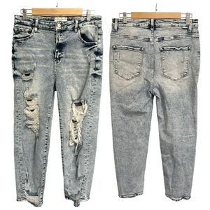 Risen LA Shredded Jeans 13/31